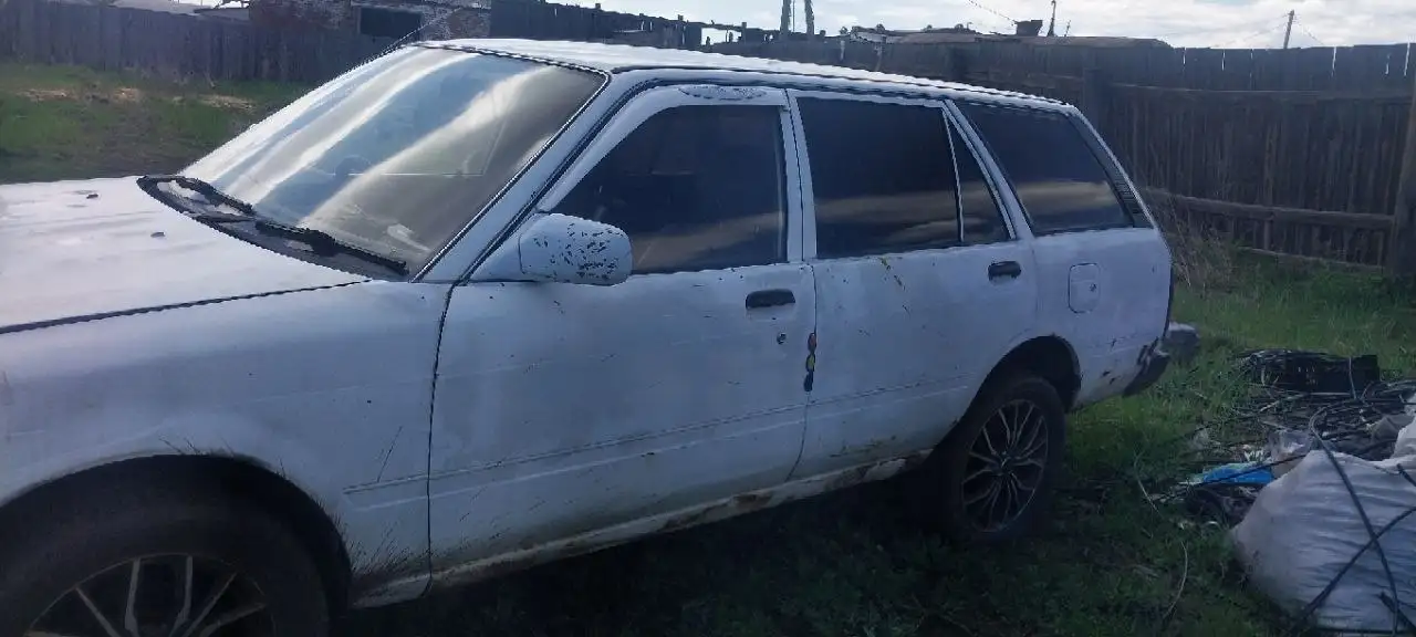 Продажа Карины на механике, дизель - Toyota Corona (Авто) в Иркутск