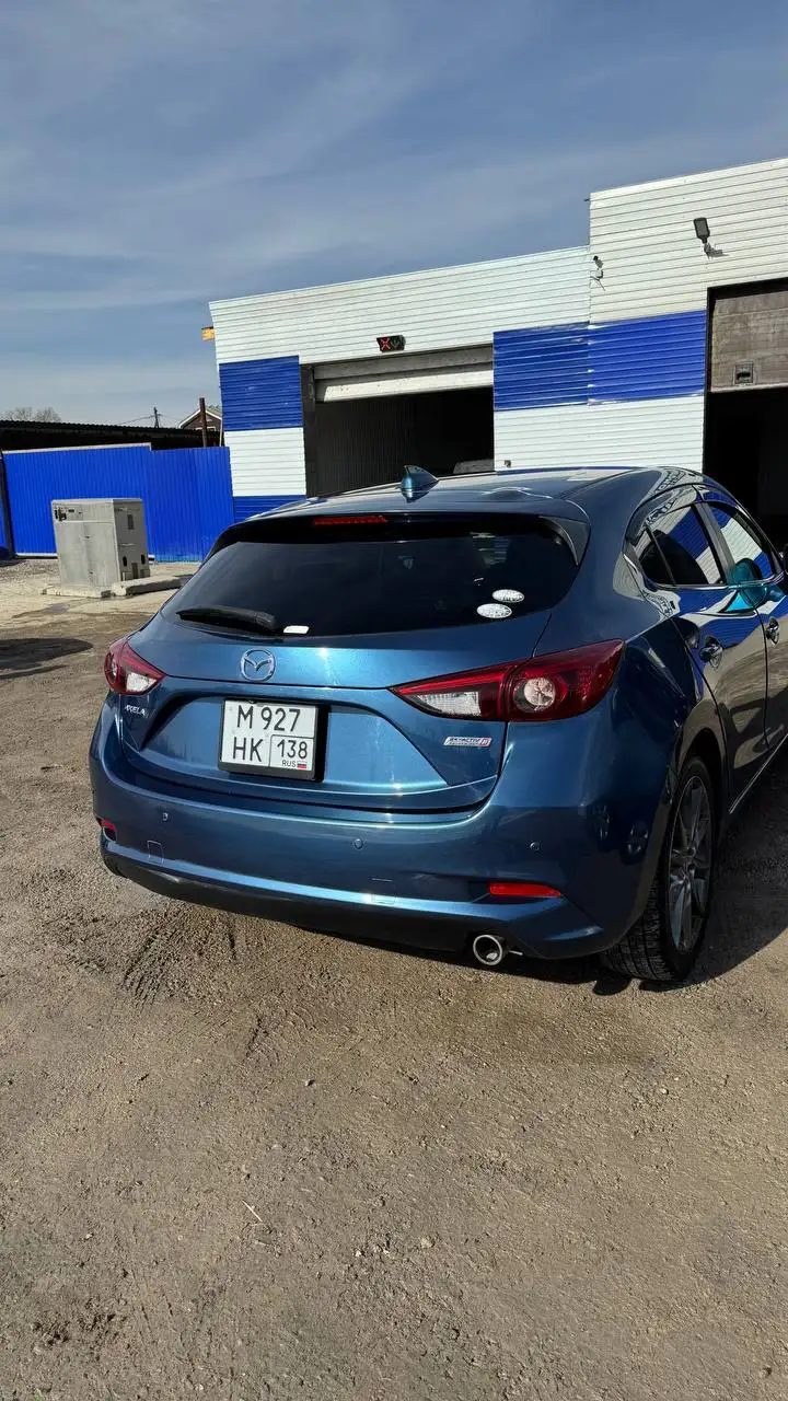 Продажа Mazda Axela 2017 - Легковые автомобили (Авто) в Усолье