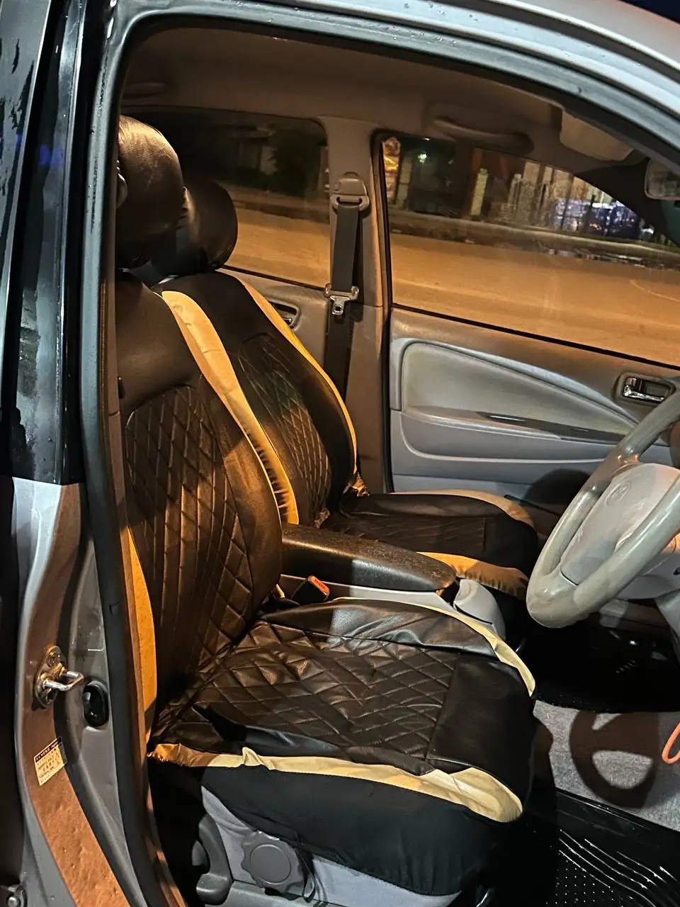 Toyota Prius 1999 года - Легковые автомобили (Авто) в Иркутск