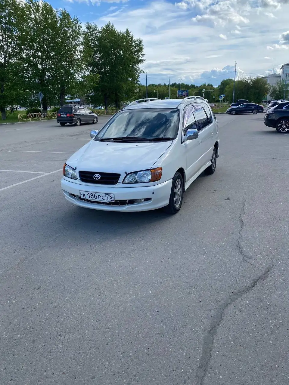 Toyota Ipsum 1997 - Легковые автомобили (Авто) в Усолье