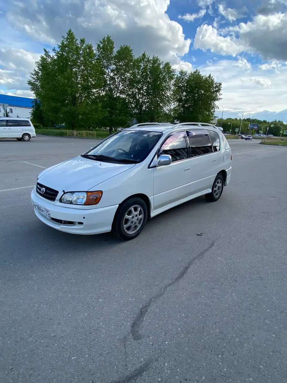 Toyota Ipsum 1997 - Легковые автомобили (Авто) в Усолье