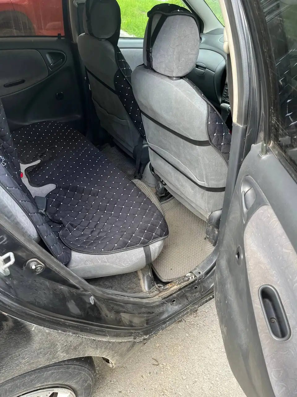 Toyota Vitz 1999 - Легковые автомобили (Авто) в Иркутск