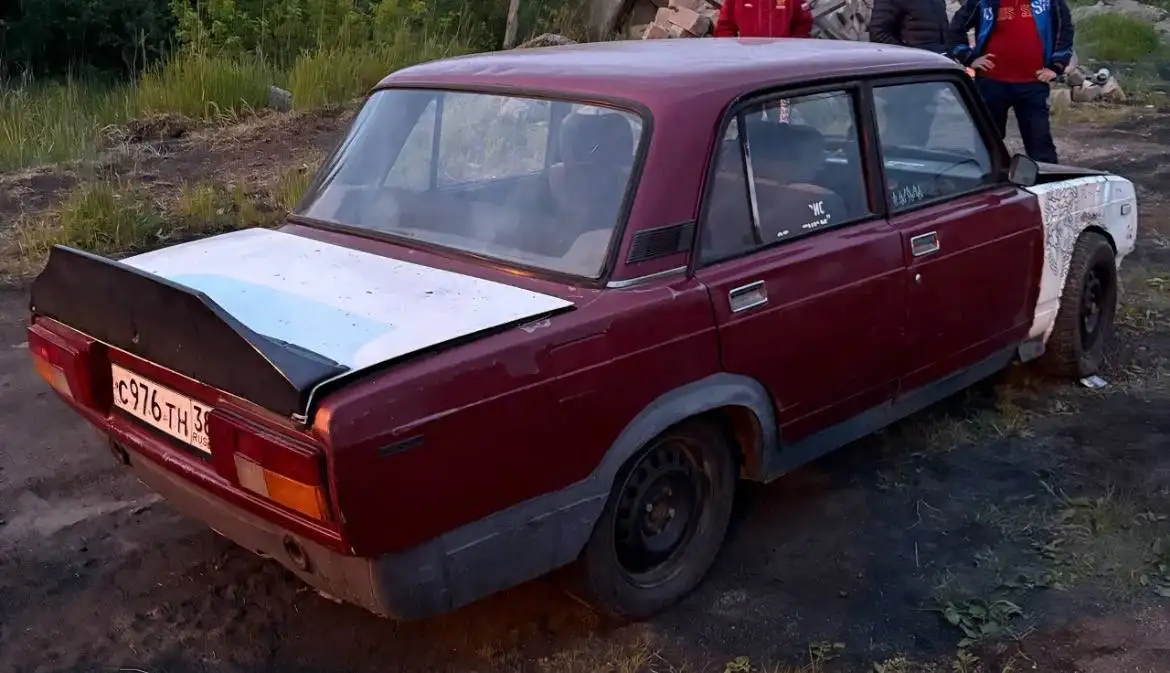 ВАЗ 2105 1994 года, не на ходу, требуется ремонт - Легковые автомобили (Авто) в Иркутск