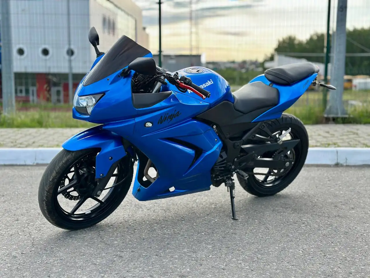 Продам Kawasaki Ninja 250r 2008 - Авто в Иркутск