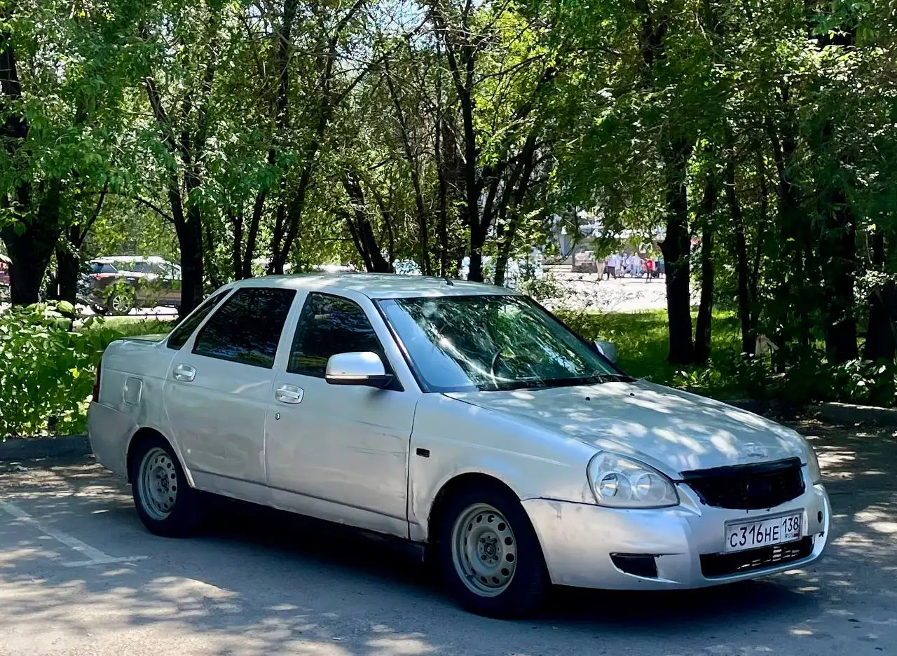 Лада Приора 2010 - Легковые автомобили (Авто) в Иркутск