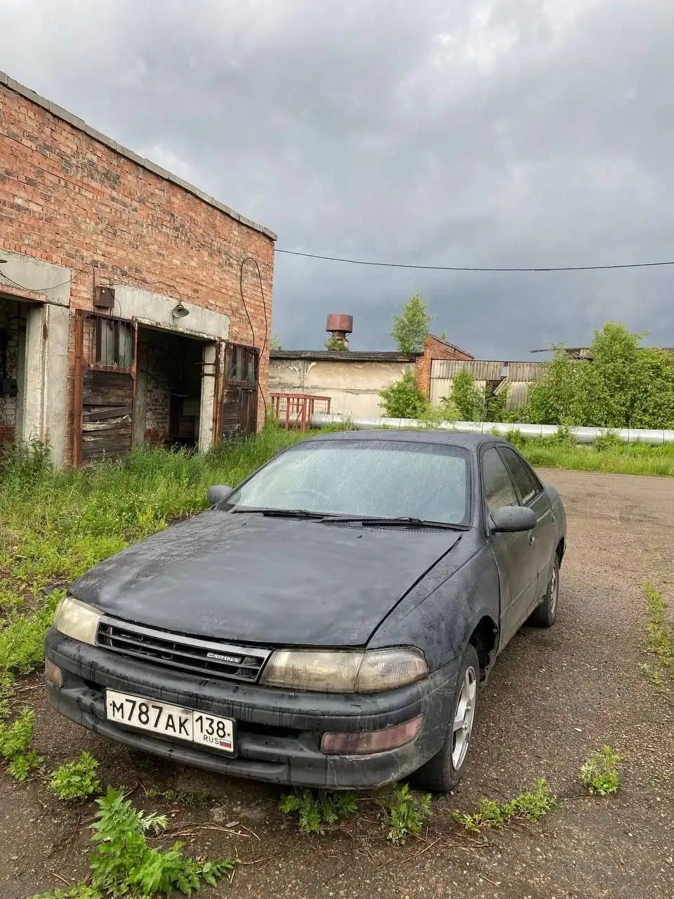Toyota Carina - Легковые автомобили (Авто) в Иркутск
