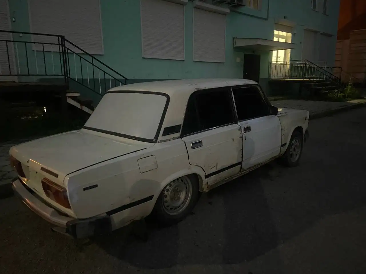 ВАЗ 2105 2000 года выпуска - Легковые автомобили (Авто) в Иркутск