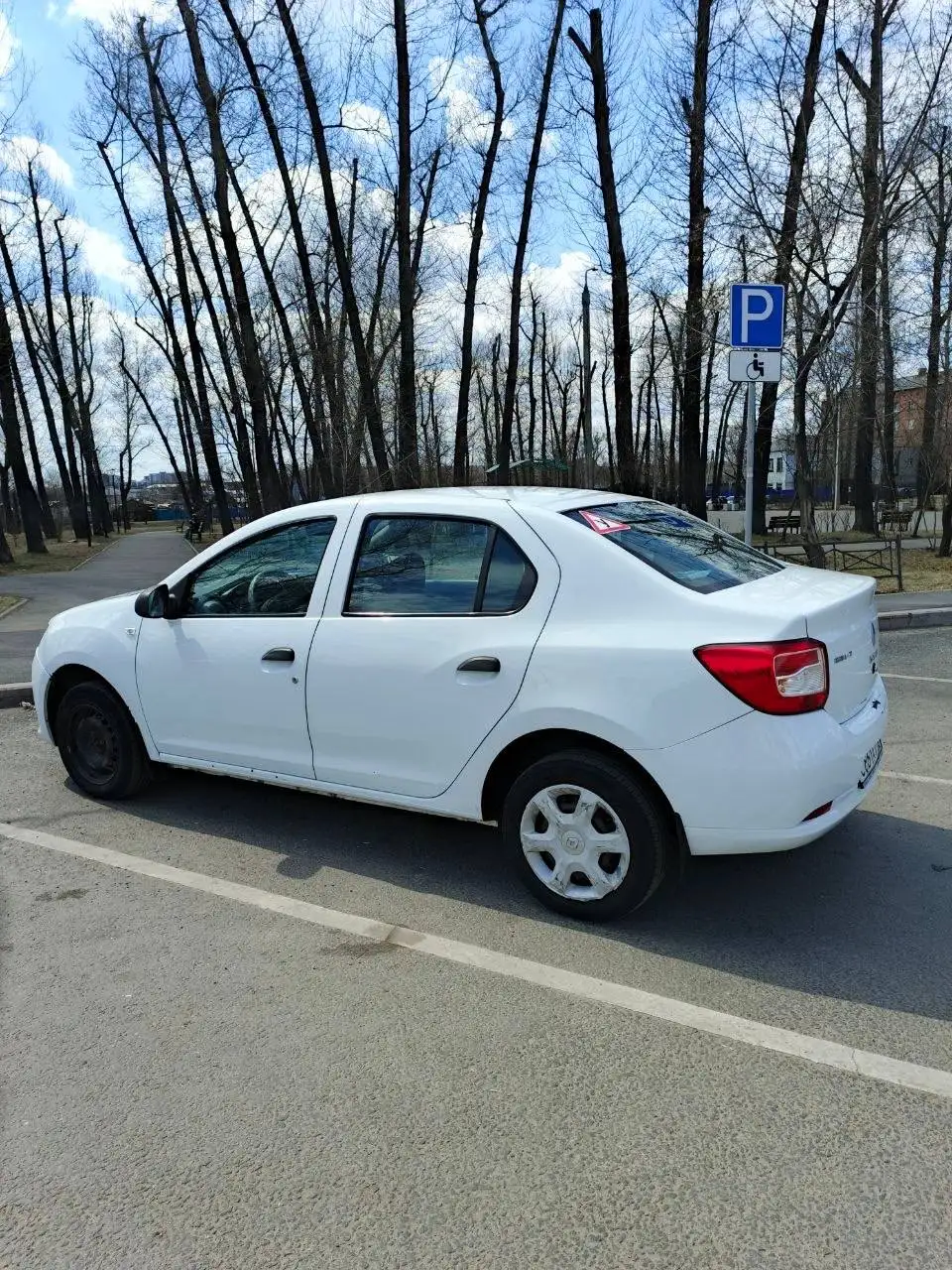 Продается Renault Logan ученический - Легковые автомобили (Авто) в Иркутск