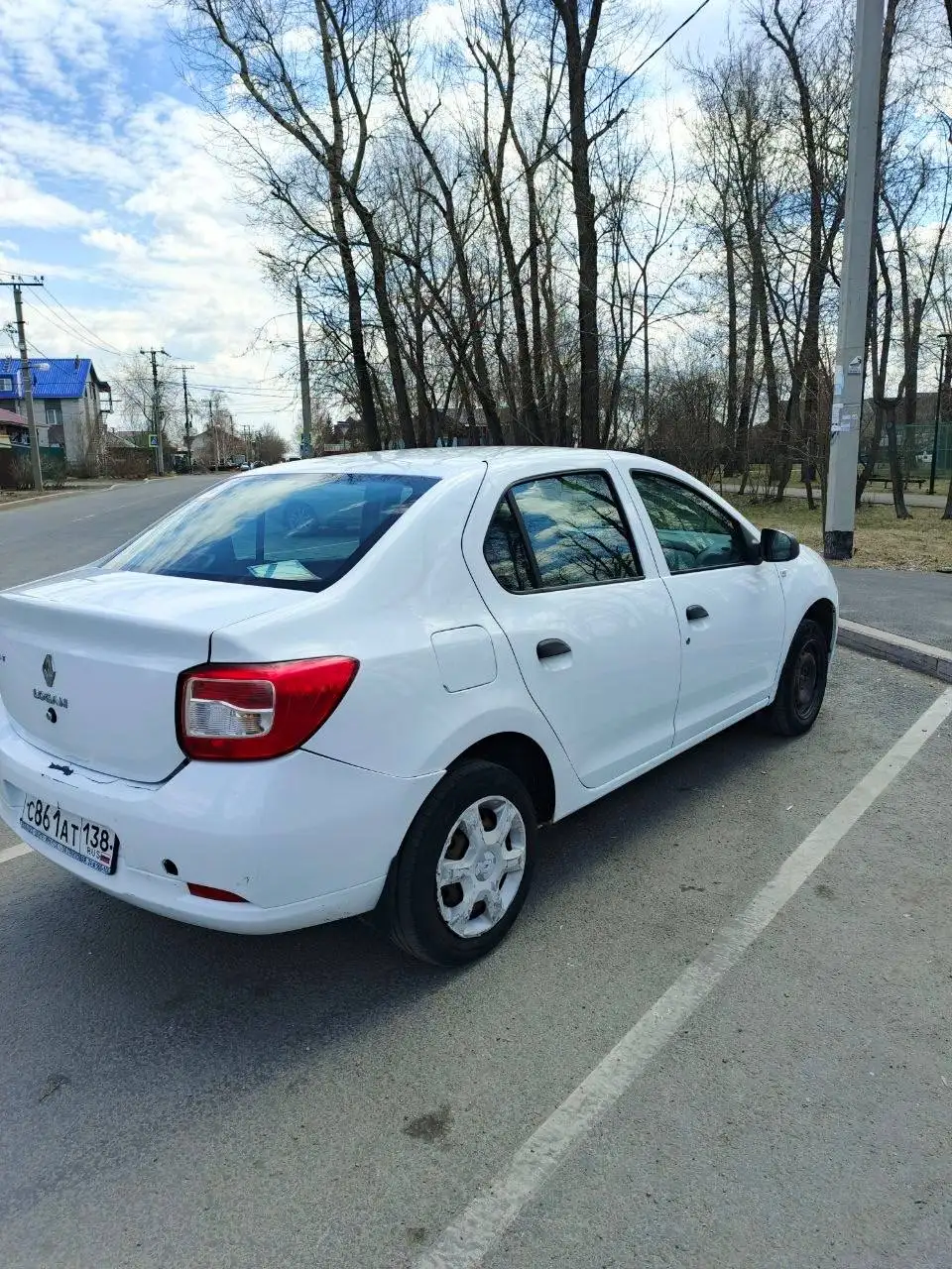 Продается Renault Logan ученический - Легковые автомобили (Авто) в Иркутск
