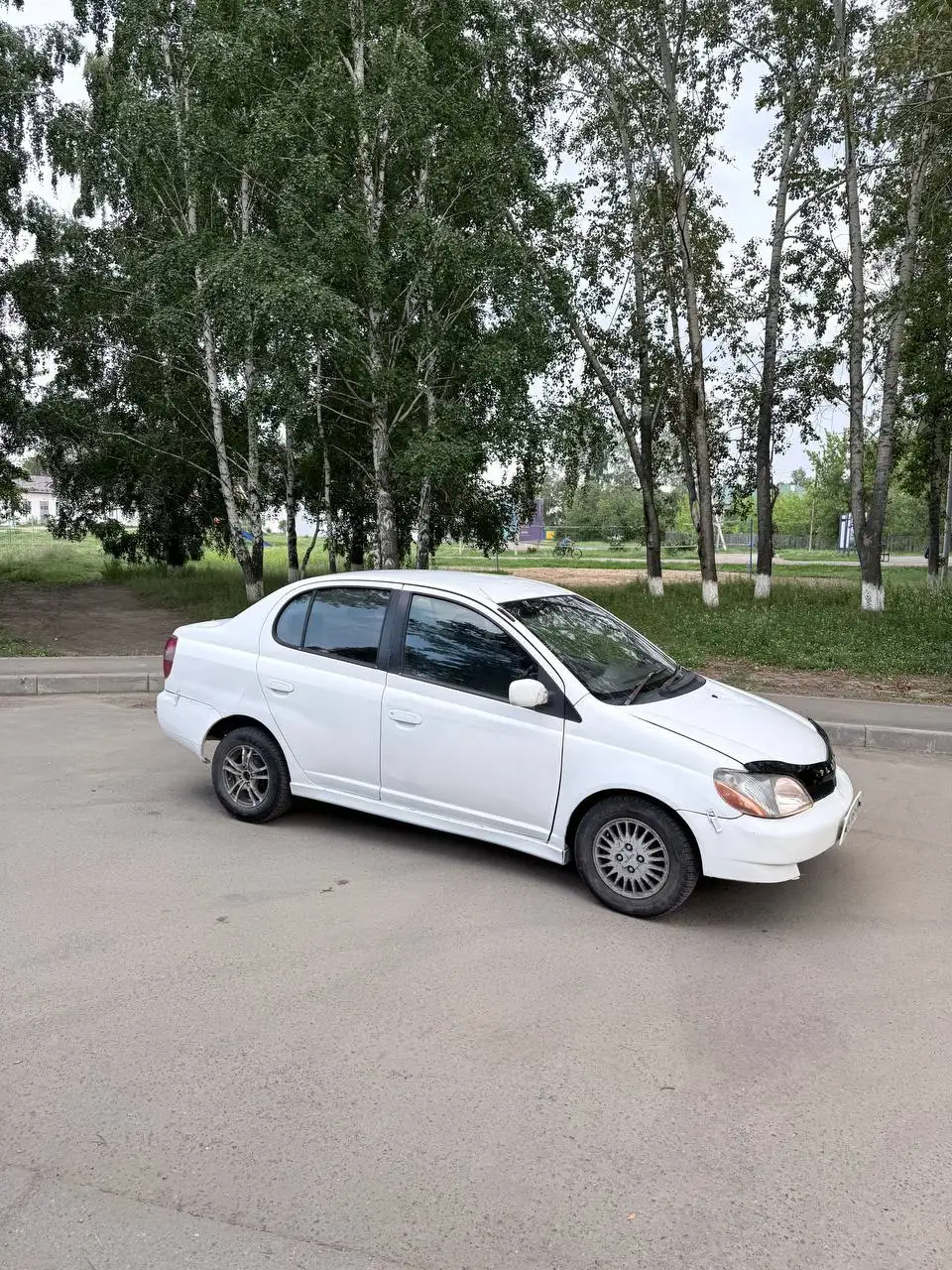 Toyota Platz 2000 - Легковые автомобили (Авто) в Иркутск