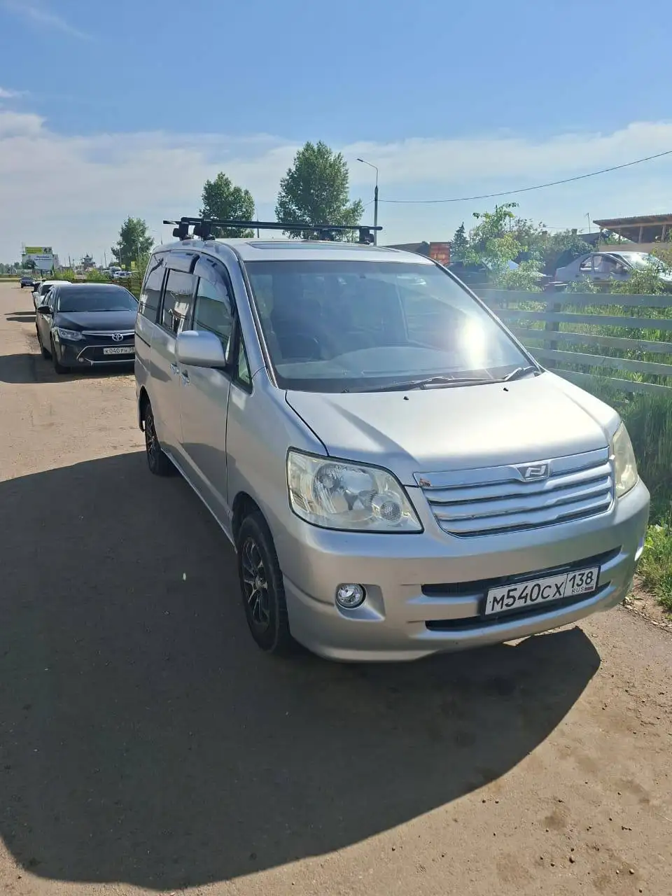 Toyota Noah 2002 года - Легковые автомобили (Авто) в Иркутск