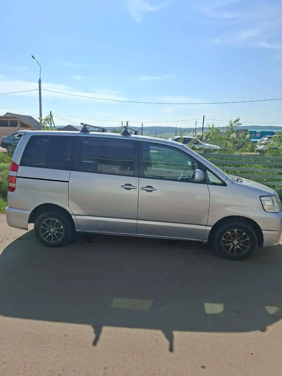 Toyota Noah 2002 года - Легковые автомобили (Авто) в Иркутск