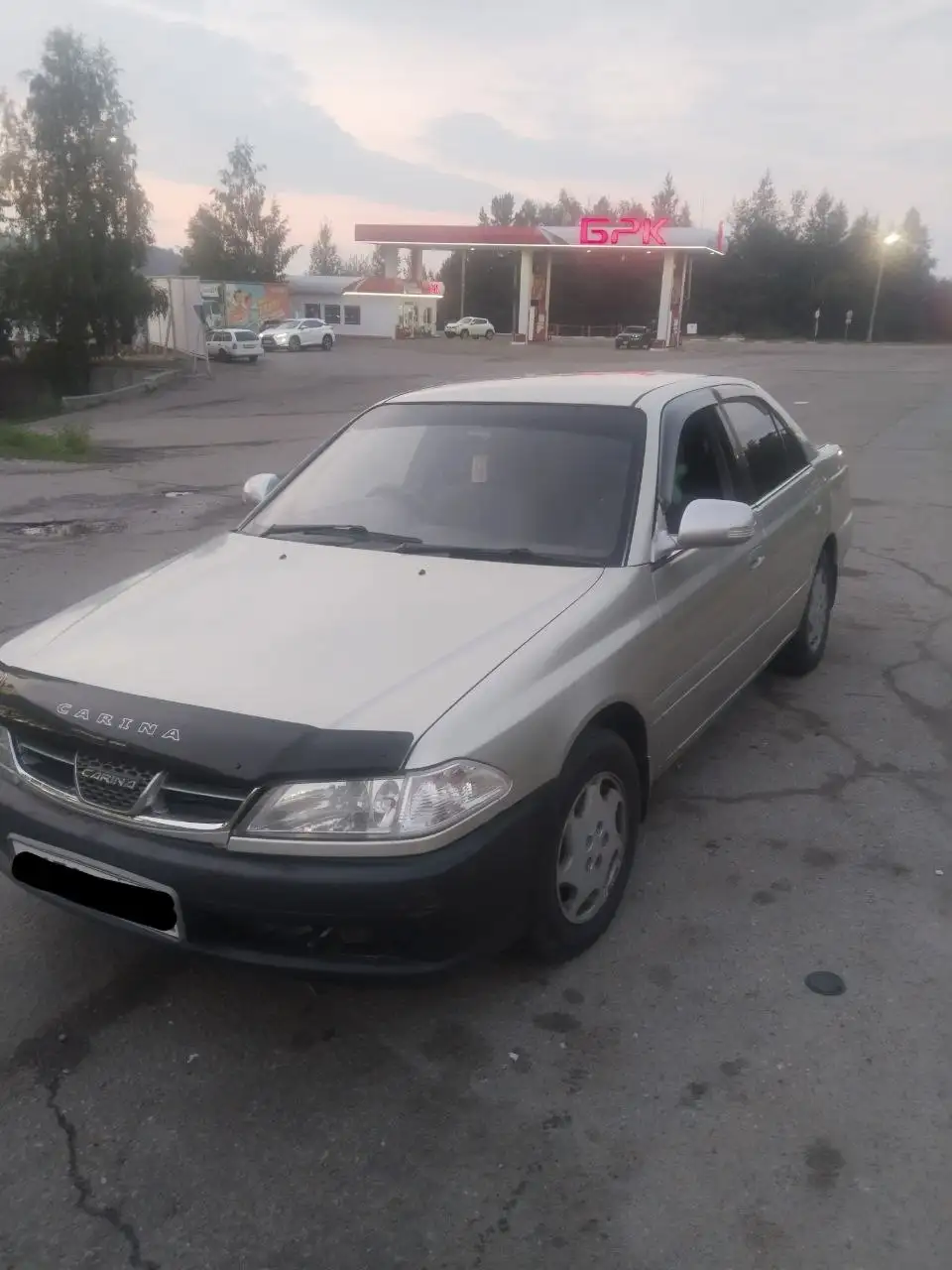 Тайота Карина рестайлинг 1.8 автомат 2000 - Авто в Иркутск
