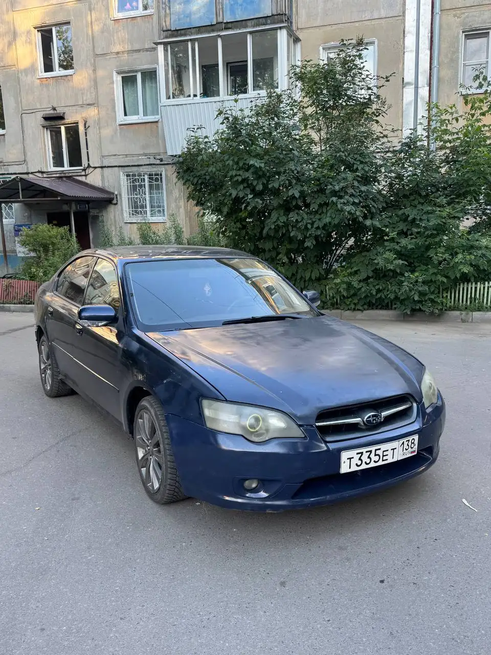 Toyota 2005 года с дефектом двигателя - Целые авто с повреждениями (Авто) в Иркутск