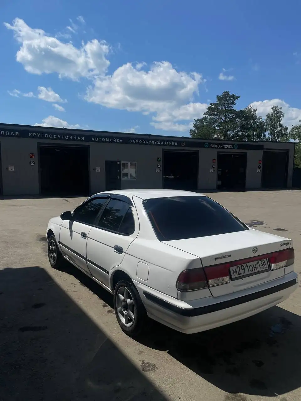 Nissan Sunny 2001 года в хорошем состоянии - Легковые автомобили (Авто) в Иркутск
