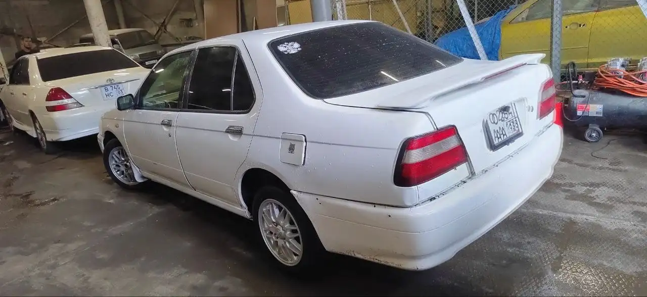 Автомобиль 2000 года, автоматическая коробка, полный ход, 160к - Авто в Усолье