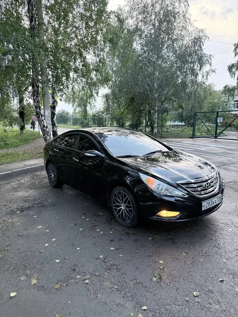 Hyundai Sonata 2011, 2.0 AT, передний привод - Скутеры и мототехника в Иркутск