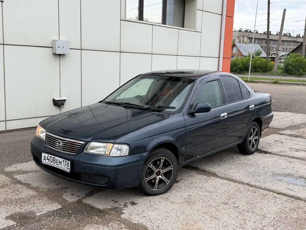 Нисан Санни 2001г на ходу, с неисправностями, 215к - Легковые автомобили (Авто) в Иркутск