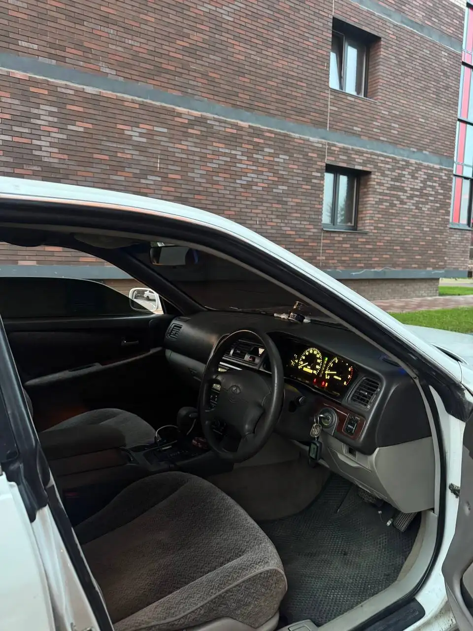 Продажа автомобиля с автозвуком - Легковые автомобили (Авто) в Иркутск