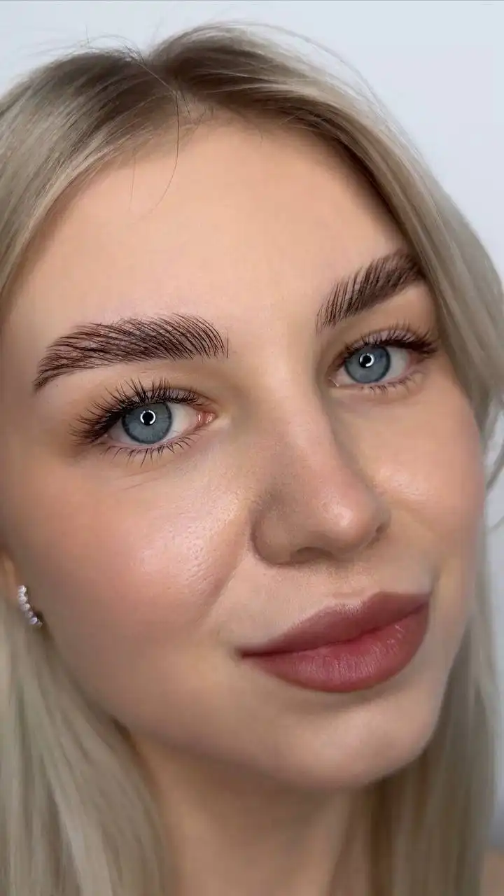 Услуги мастера по наращиванию и ламинированию ресниц