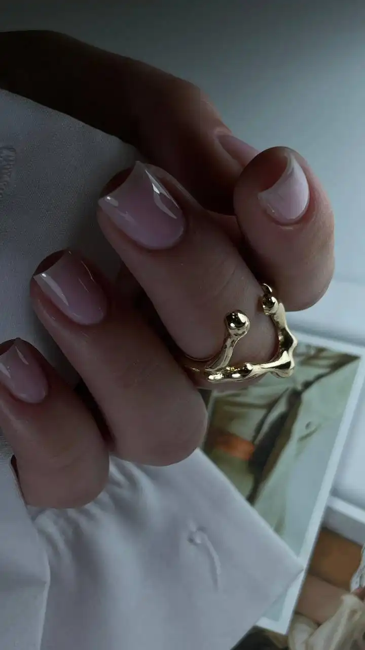 Маникюр и педикюр для моделей