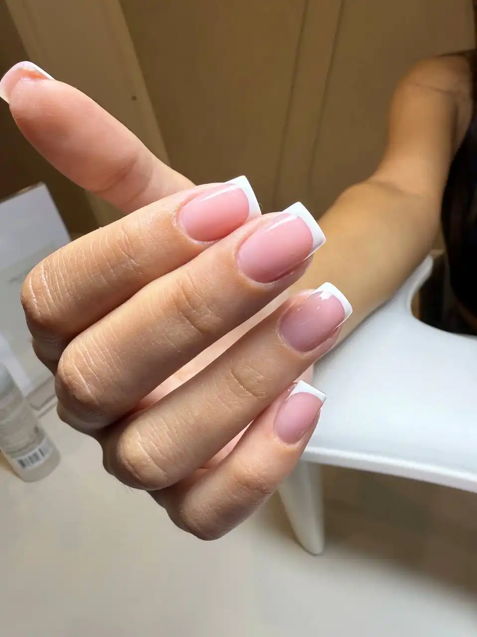 Услуги маникюра и наращивания ногтей в Красноярске