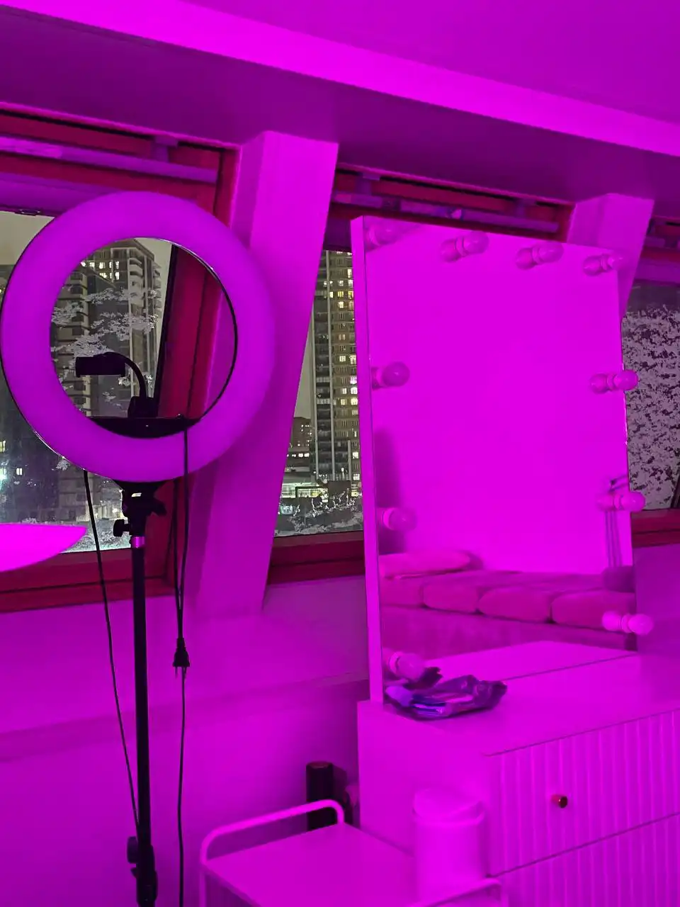 Наращивание ресниц у сертифицированного мастера в Красноярске