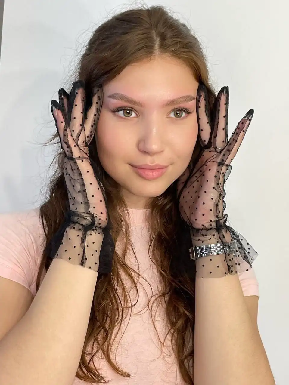 Ламинирование ресниц и коррекция бровей к Новому году