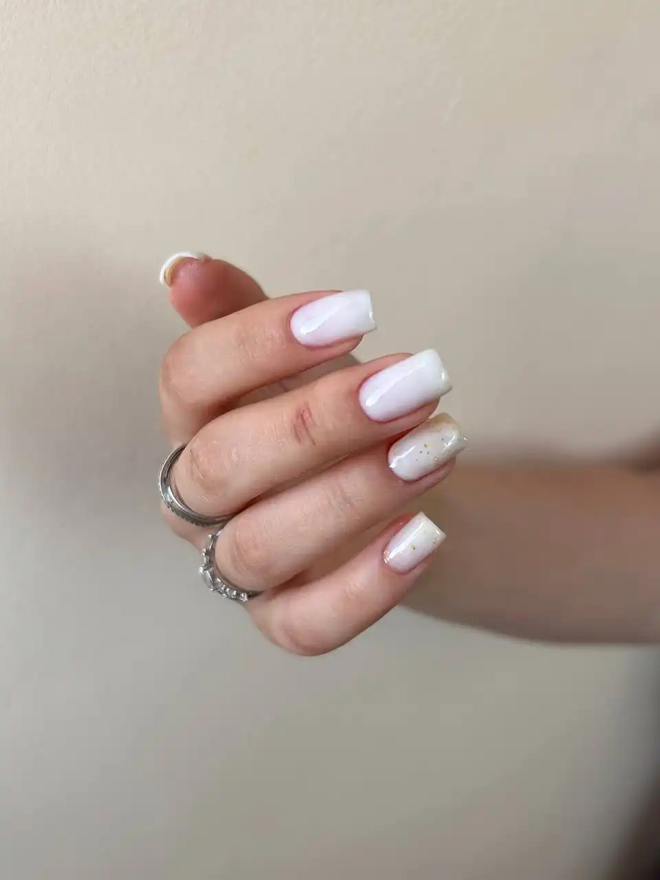 Модели на маникюр с покрытием