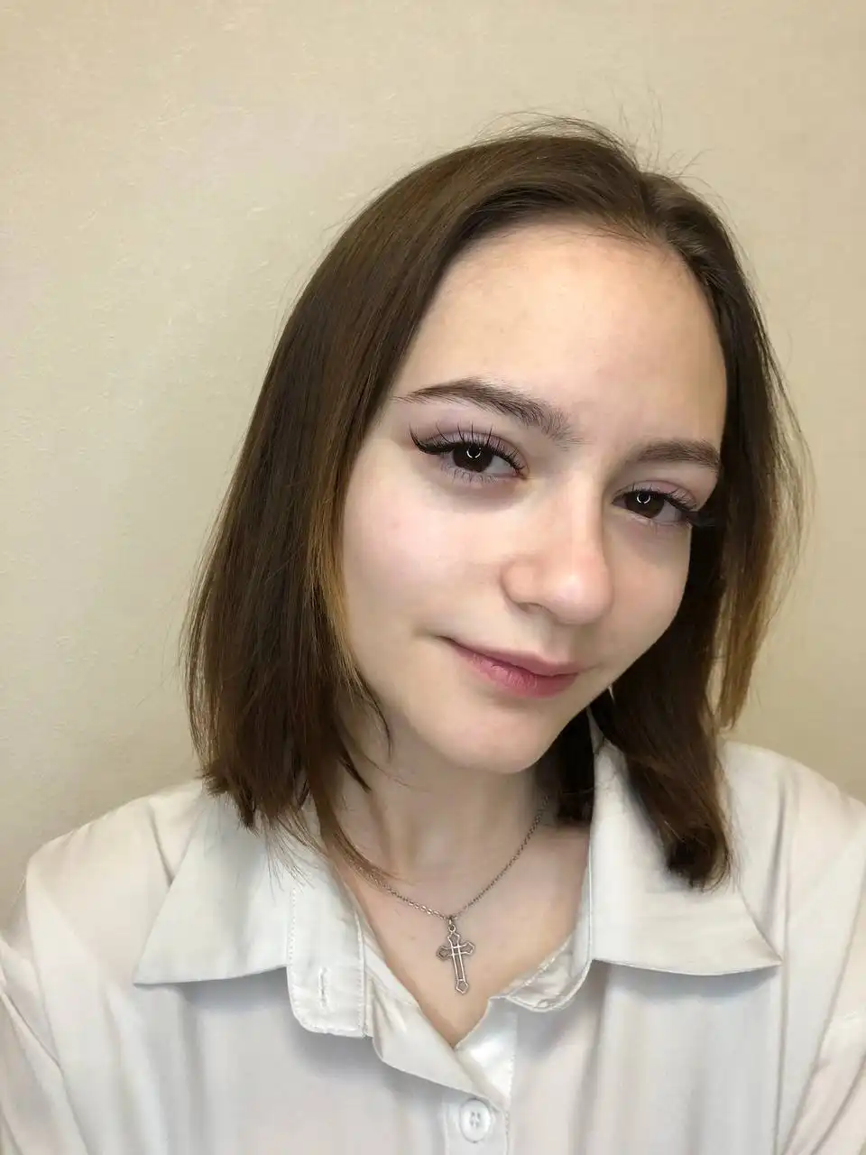 Услуги мастера по наращиванию ресниц в Красноярске