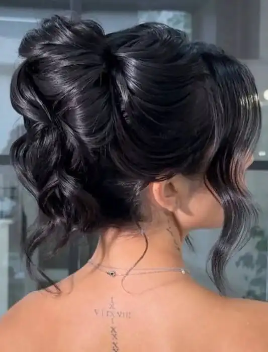 Требуются модели на прически для контента