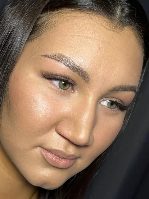 Наращивание ресниц от начинающего мастера - Туры и экскурсии в Красноярск