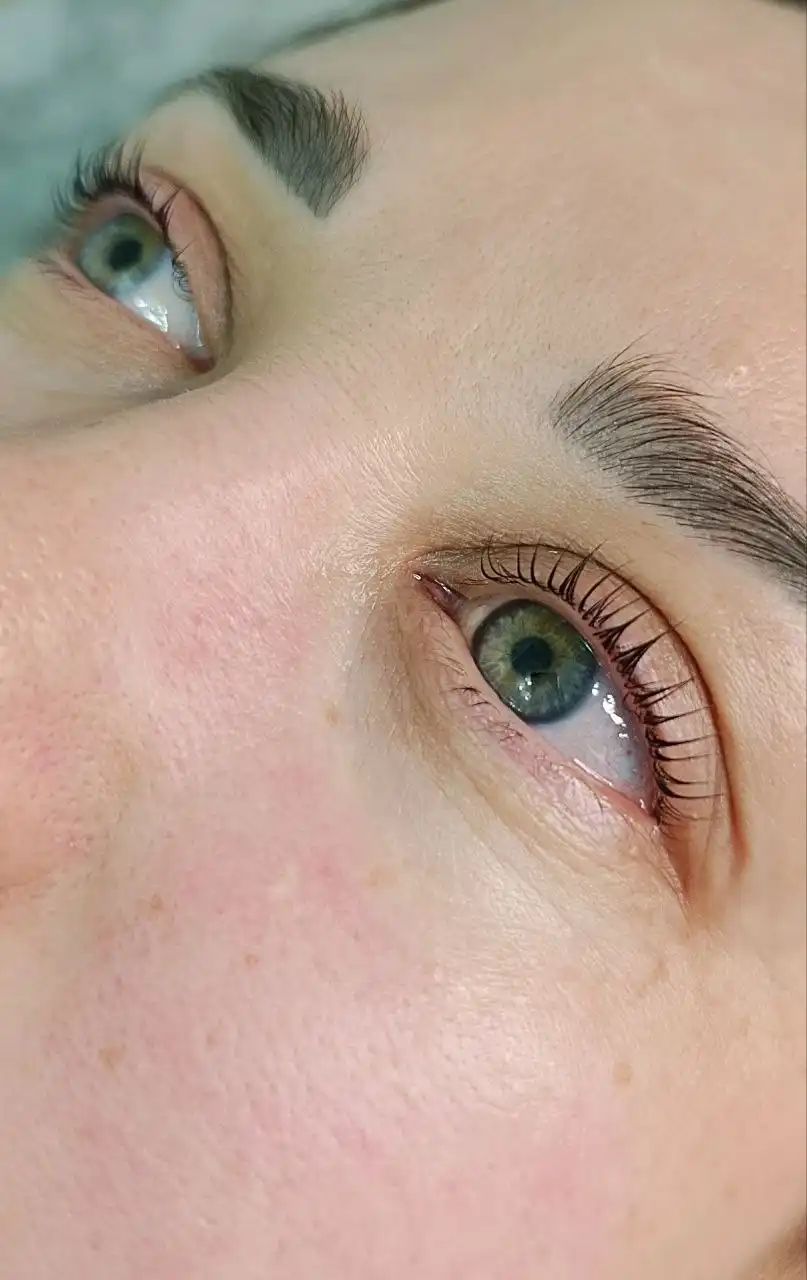 Набор на процедуру наращивания ресниц в Красноярске - Красота (Услуги) в Красноярск