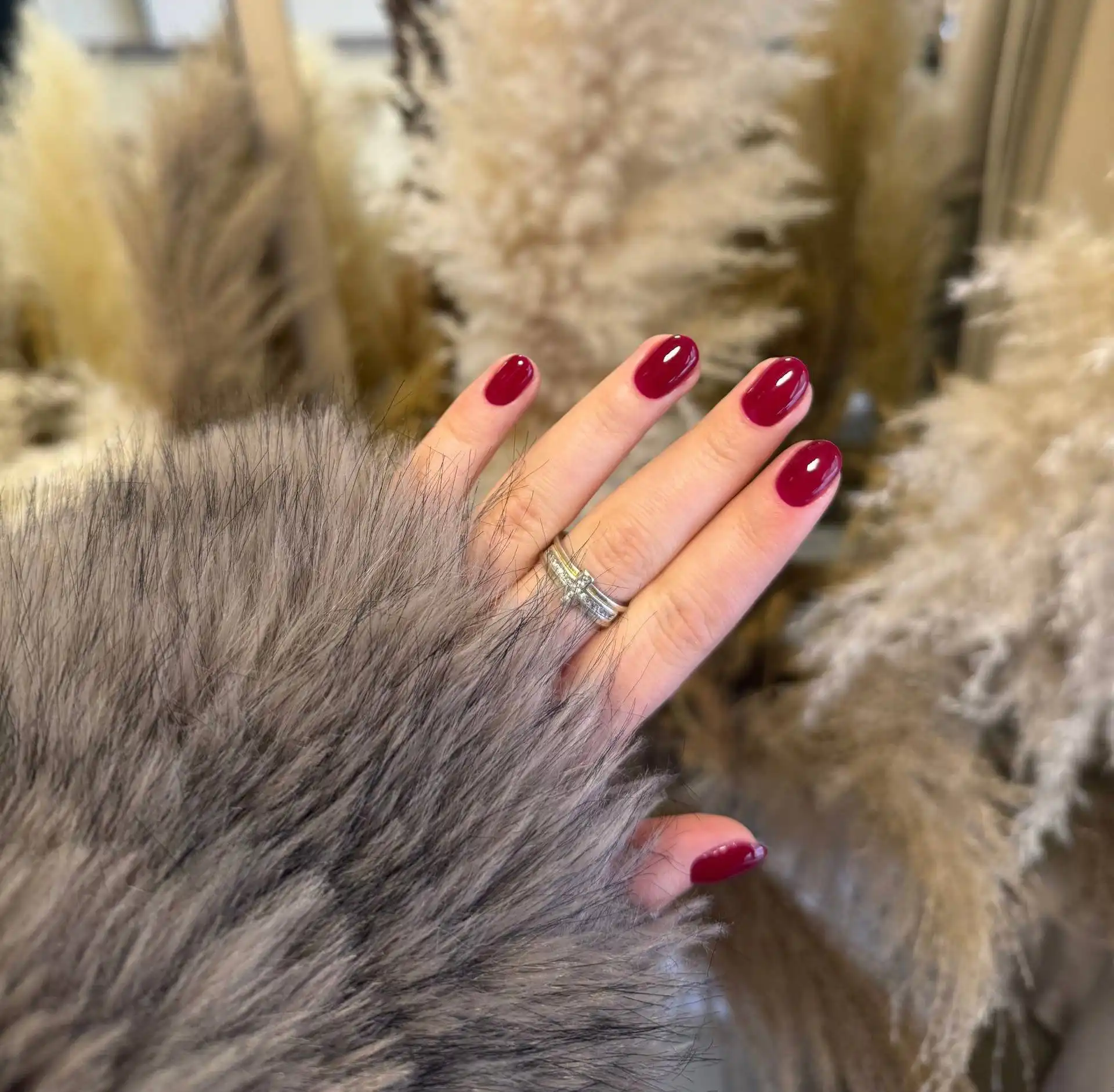 Мастер по маникюру и педикюру ищет моделей для портфолио - Красота и здоровье (Услуги) в Красноярск