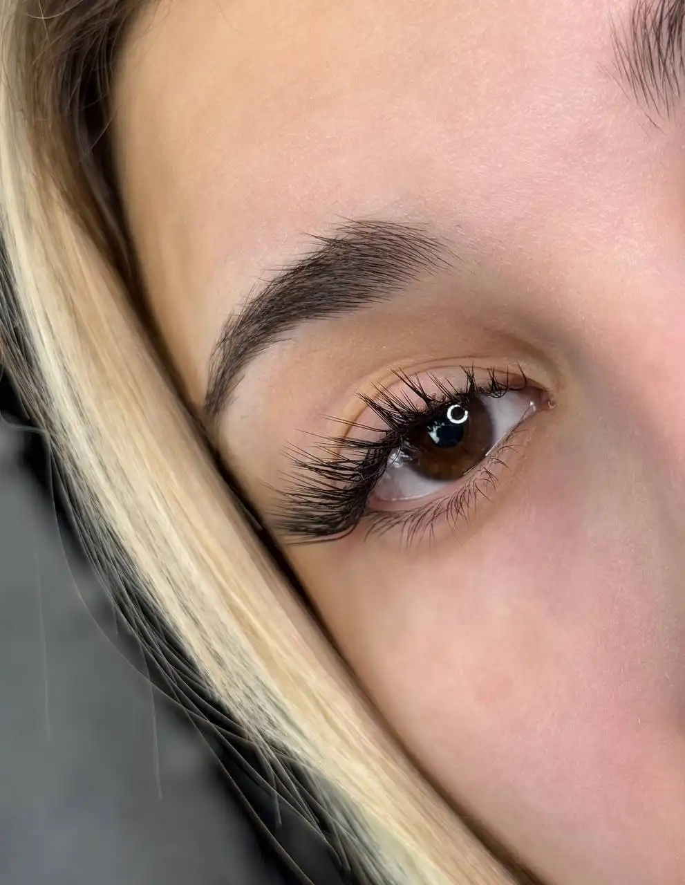 Наращивание ресниц у сертифицированного мастера в Красноярске - Красота и здоровье (Услуги) в Красноярск