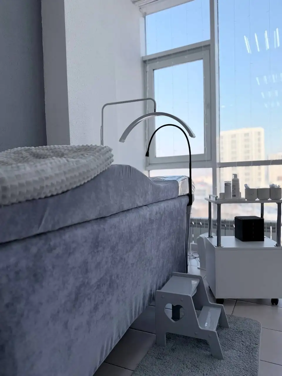 Поиск модели для классического наращивания ресниц - Обучение (Услуги) в Красноярск