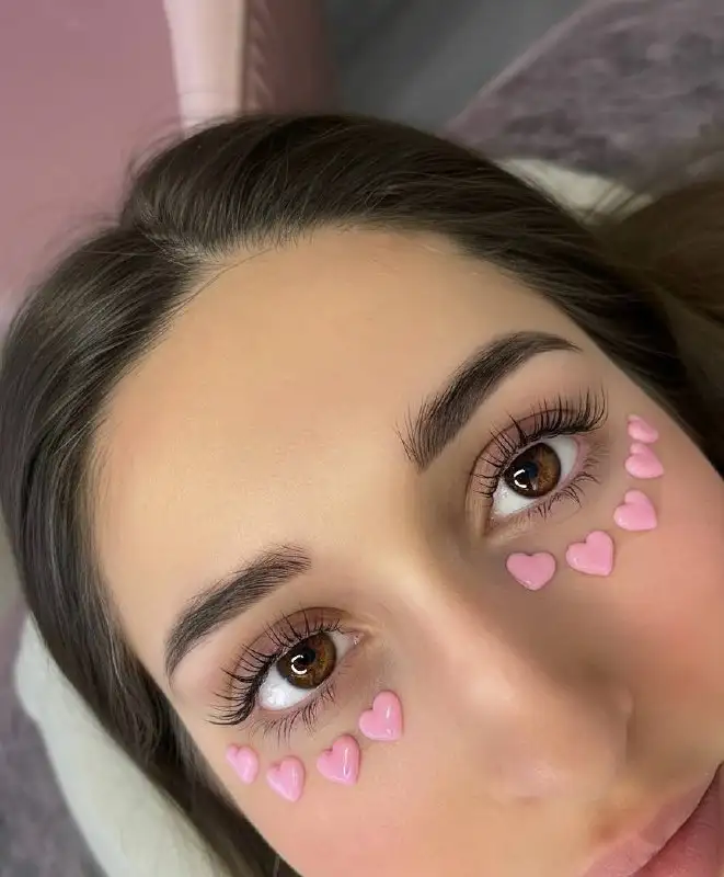 Ламинирование ресниц и бровей - Косметология (Красота и здоровье) в Красноярск