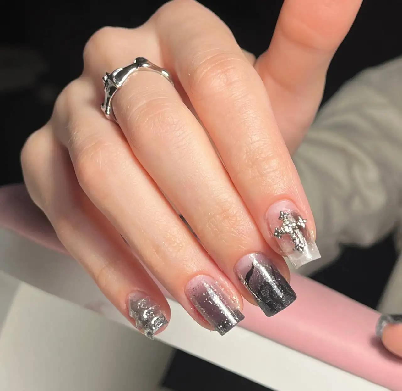 Услуги маникюра в Красноярске - Красота и здоровье (Услуги) в Красноярск