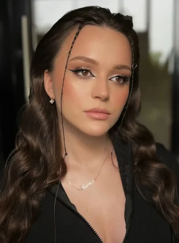 Услуги визажиста-стилиста и бровиста - Доставка цветов в Красноярск