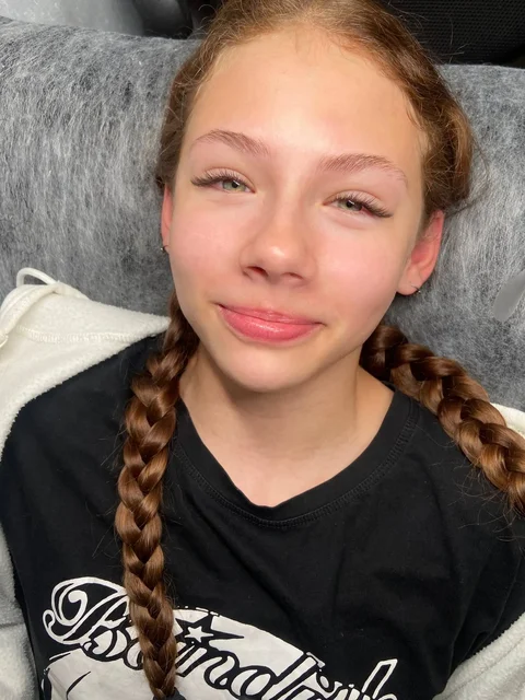 Услуги мастера по наращиванию и ламинированию ресниц - частное объявление в Красноярск