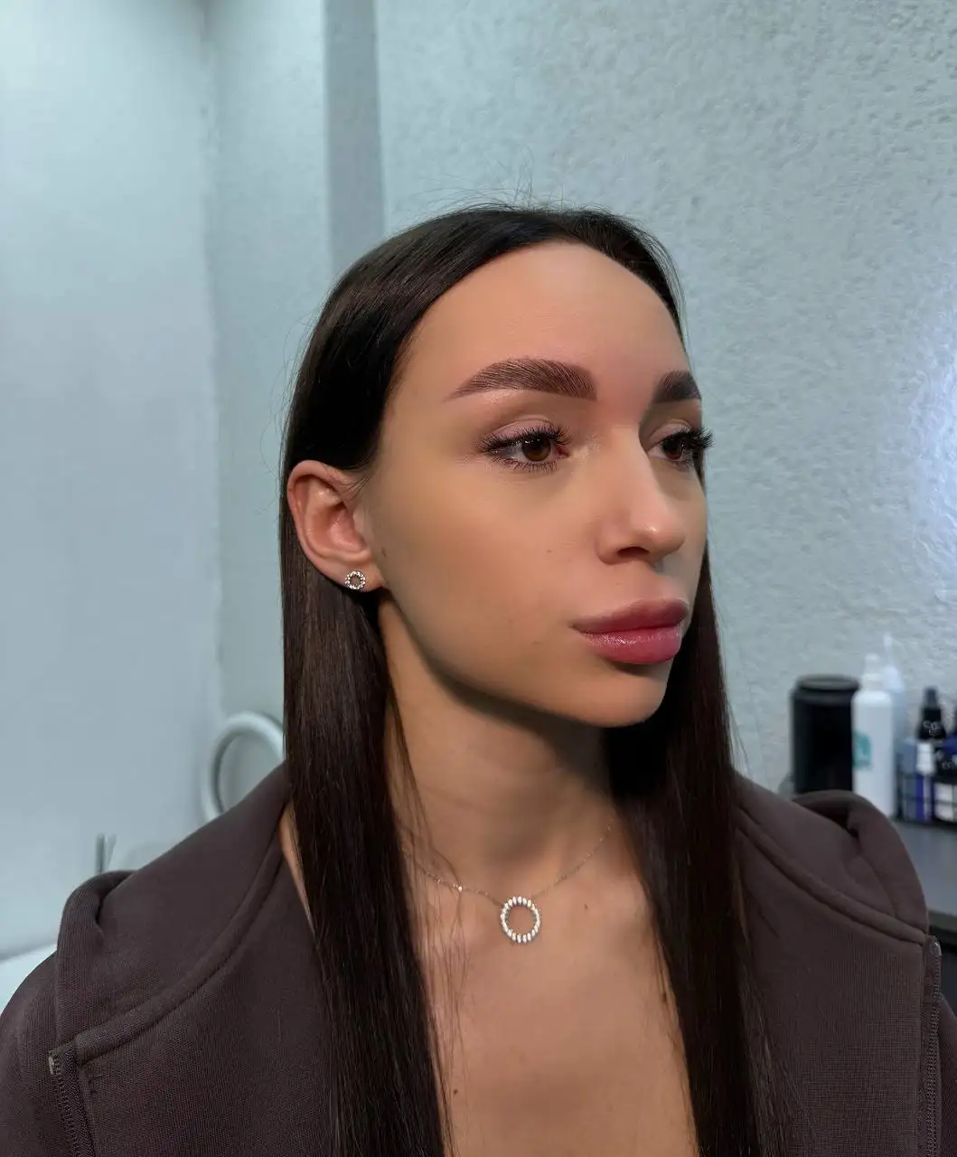 Идеальные брови: коррекция, окрашивание, долговременная укладка - Красота и здоровье (Услуги) в Красноярск