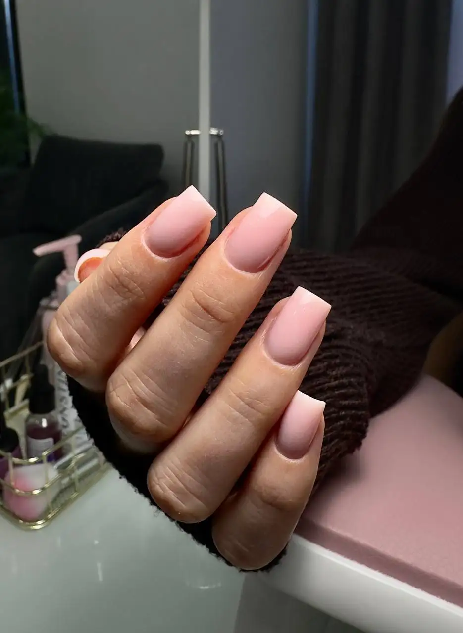 Маникюр и наращивание ногтей в салоне красоты DUTY ROSE BEAUTY - Красота и здоровье (Услуги) в Красноярск