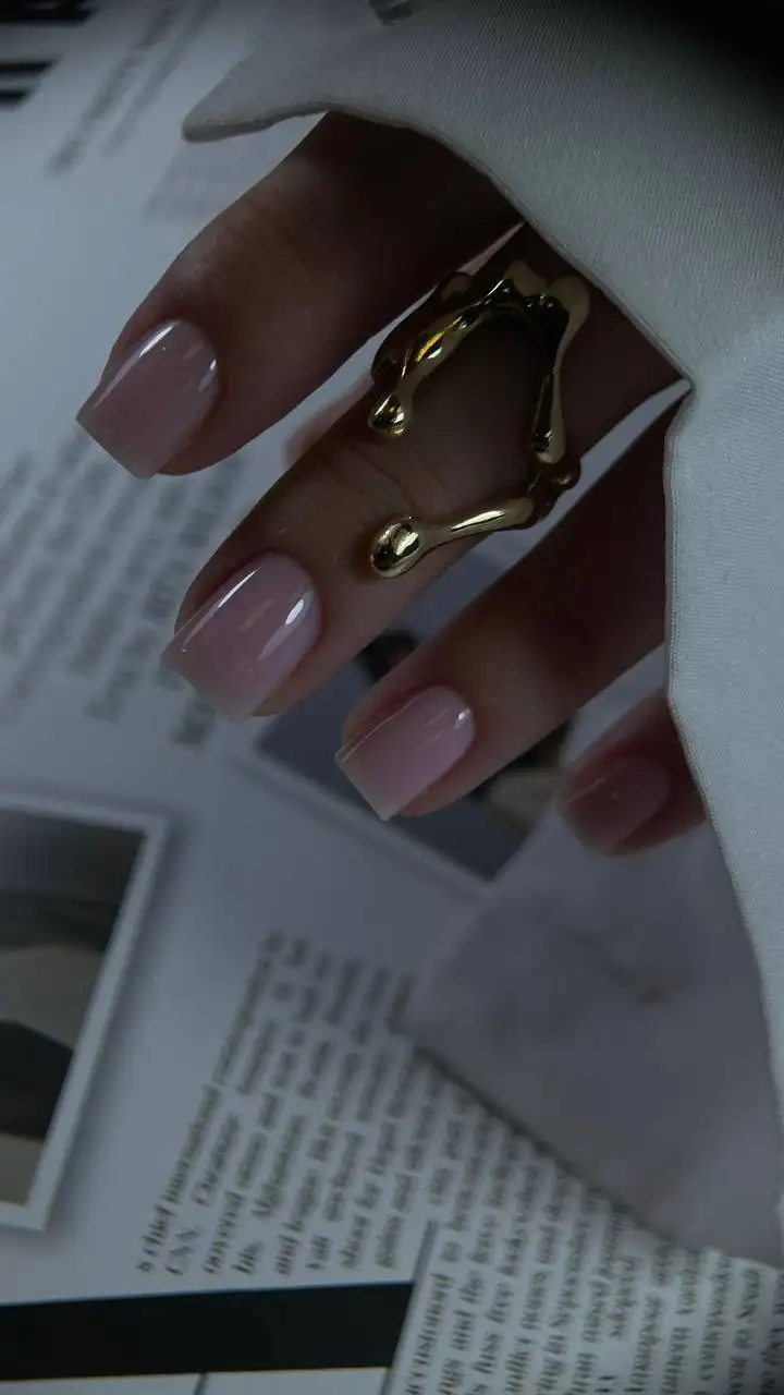 Мастер по маникюру и педикюру в Beauty Zona - Красота и здоровье (Услуги) в Красноярск