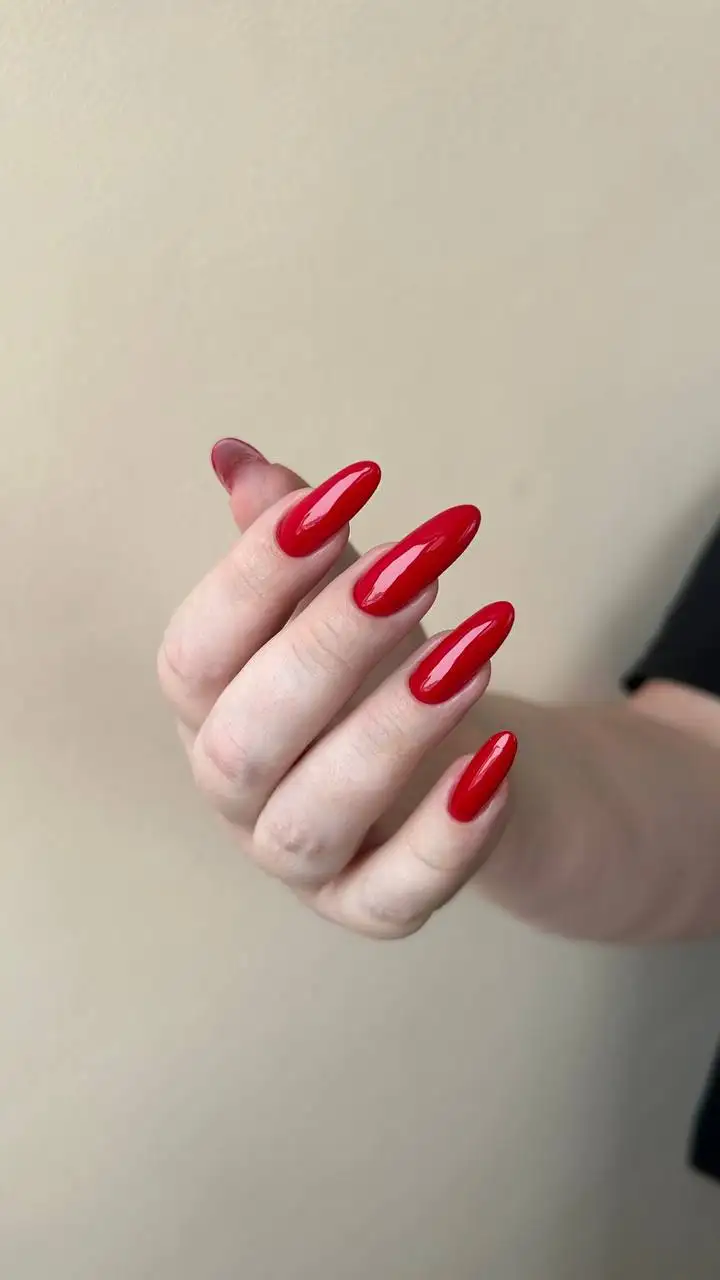 Модель на маникюр с покрытием для учениц - Маникюр (Услуги) в Красноярск