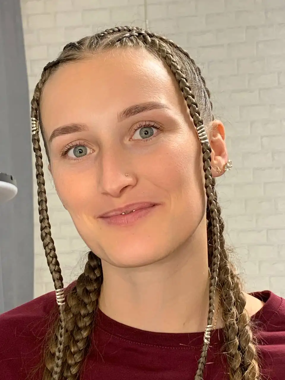 Услуги мастера по окрашиванию бровей и ламинированию ресниц для моделей - Красота (Услуги) в Красноярск