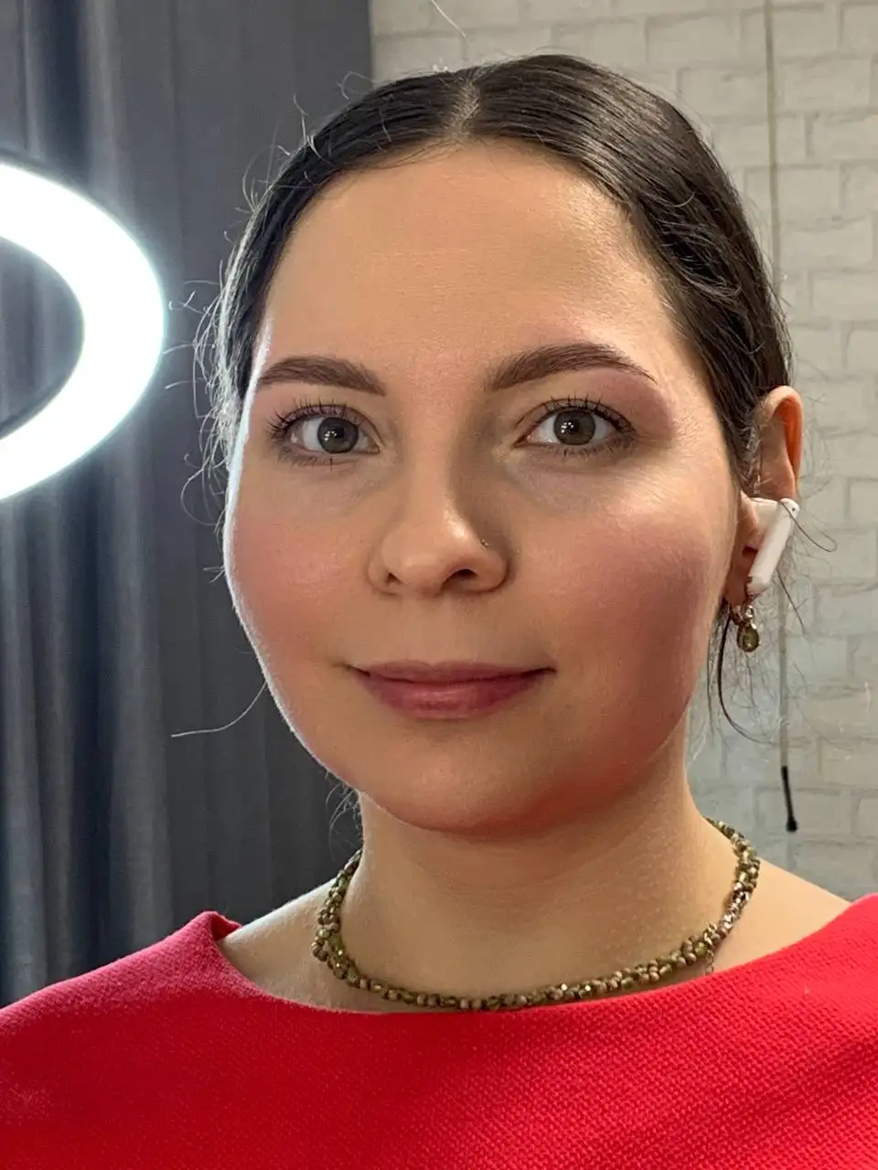 Услуги мастера по окрашиванию бровей и ламинированию ресниц для моделей - Красота (Услуги) в Красноярск