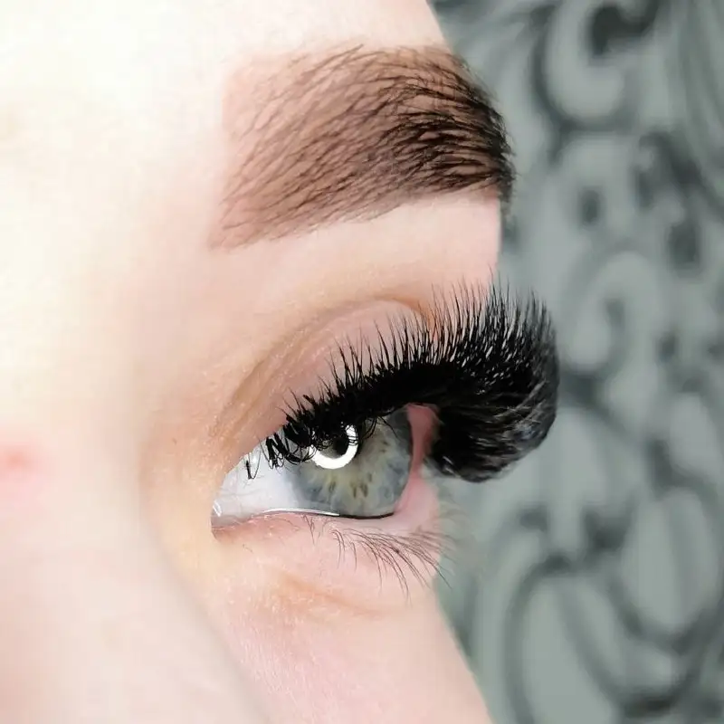 Наращивание ресниц от мастера с 8-летним опытом - Красота (Услуги) в Красноярск
