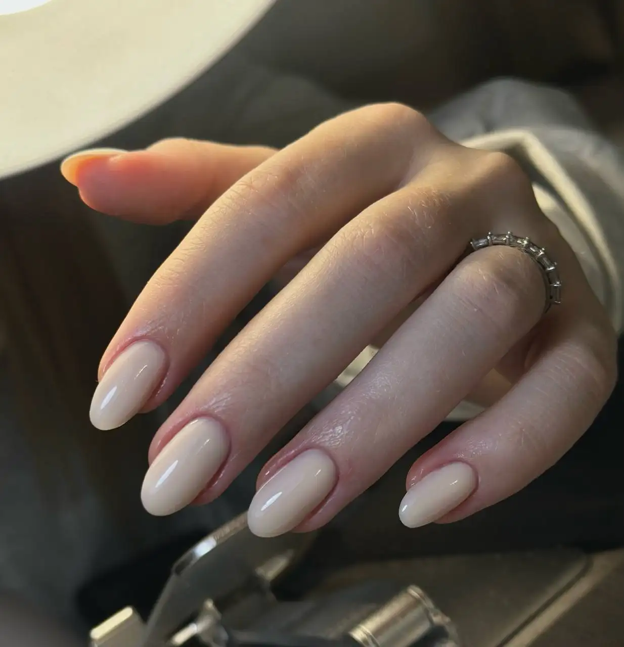 Маникюр и педикюр, скидка на педикюр до 15 мая - Маникюр и педикюр (Услуги) в Красноярск