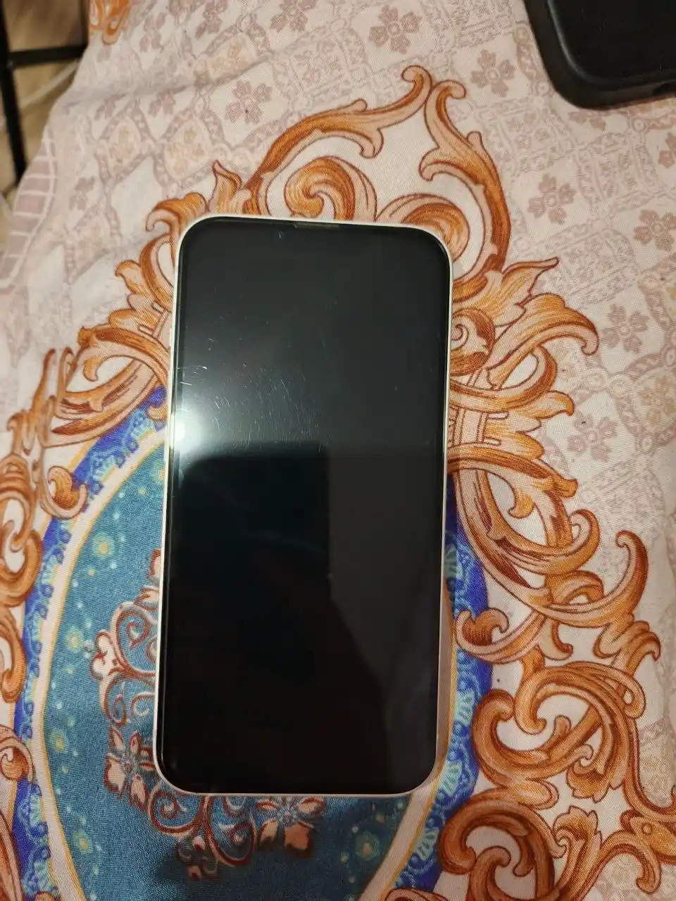 Продам айфон 13 на 128