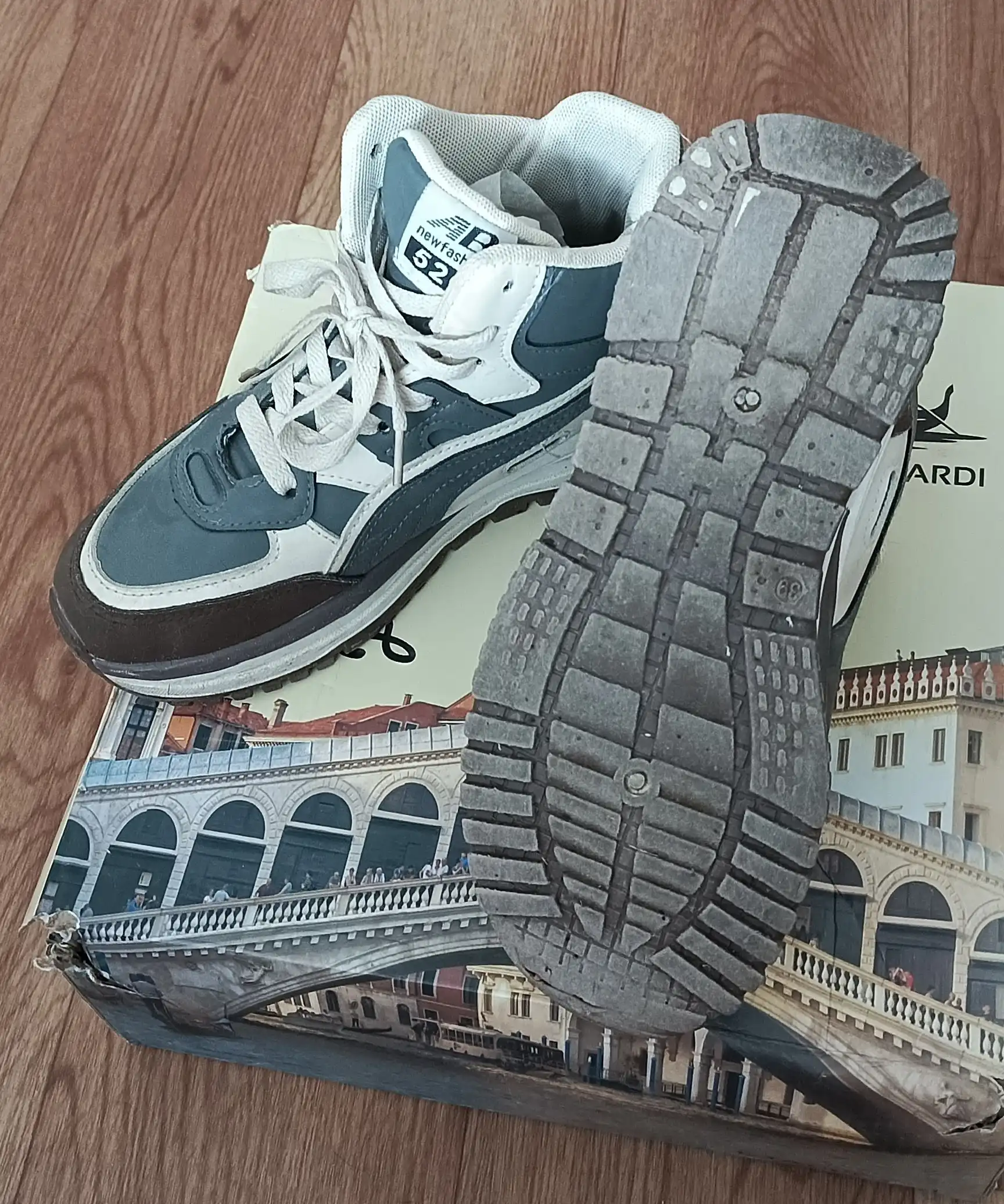 Отдам одежду 37 размер